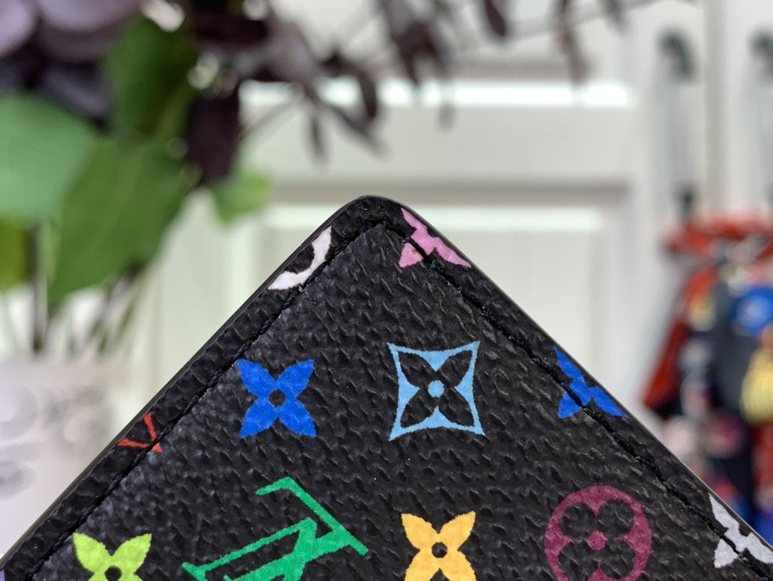 LV 高仿黑色多彩卡包Monogram圖案輕巧卡夾｜歐美奢侈品精品推薦