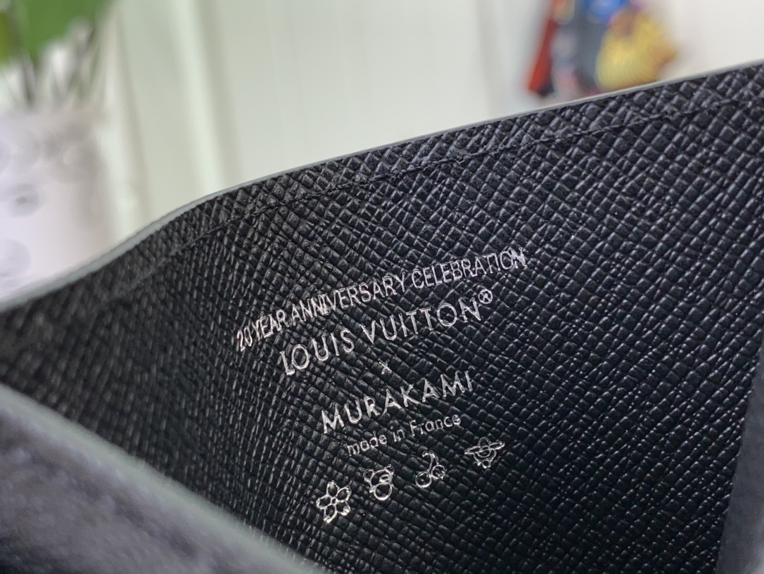 LV 高仿黑色多彩卡包Monogram圖案輕巧卡夾｜歐美奢侈品精品推薦