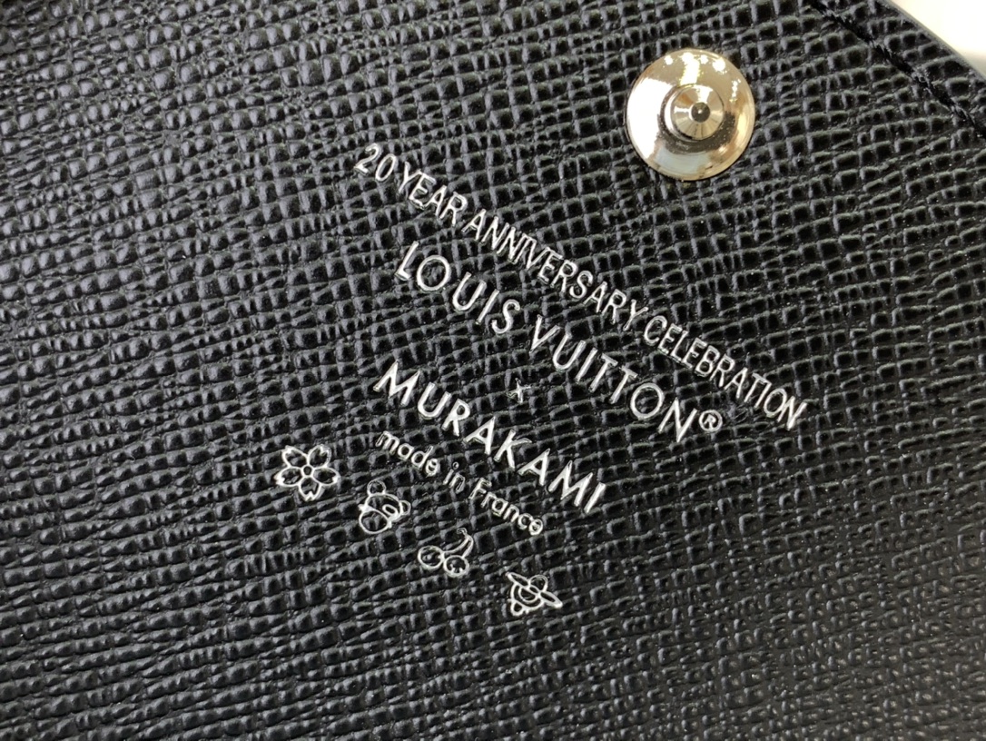 LV 精品仿製卡包黑色多彩短夾 時尚按扣設計｜歐美奢侈品精品推薦