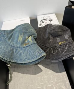 LV 高仿Overs牛仔遮陽帽 帶抓破設計休閒感十足