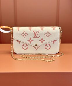 LV 一比一白粉Monogram鍊條肩背包 M82047 氣質百搭款
