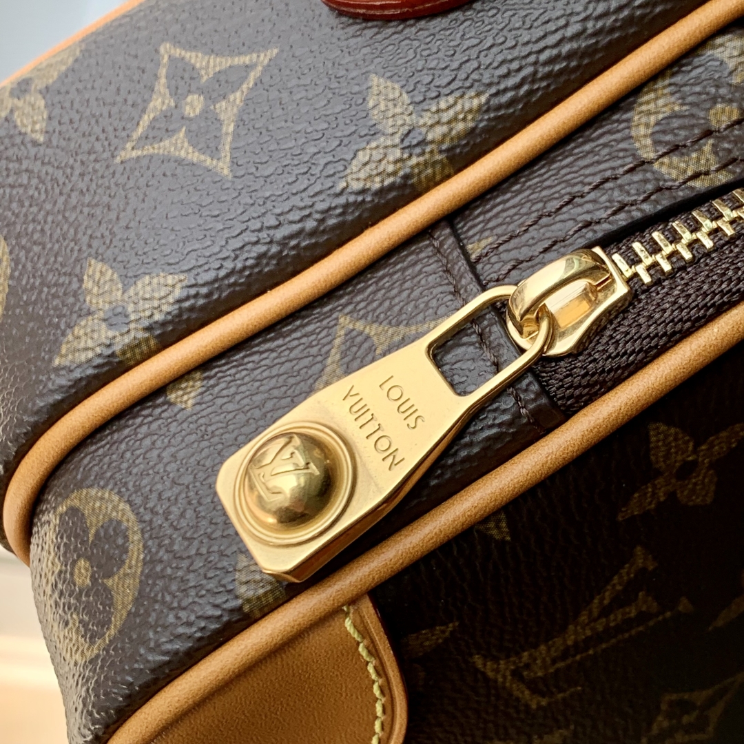 LV原單M14016斜背包 Monogram老花復古款 經典牛皮飾邊小巧設計｜歐美奢侈品精品推薦