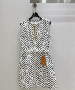 LV原單連身裙滿版LOGO拉鍊式設計展現俐落氣場