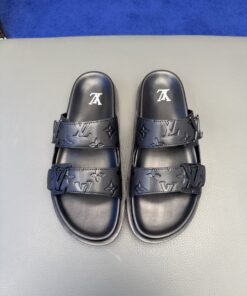 LV高仿黑色雙帶拖鞋 經典壓紋男鞋款 夏日街頭必備 潮流百搭風
