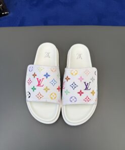 LV 一比一彩色Monogram白底拖鞋 百搭清爽涼拖 夏日造型亮眼款