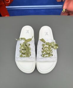 LV A貨綠繫帶白底拖鞋 Monogram織帶 夏日撞色百搭潮拖