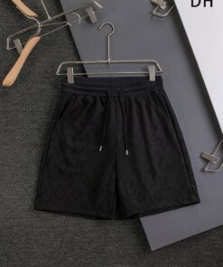 LV A貨黑色Monogram壓紋短褲 立體織紋拼接 潮感滿載實穿之選