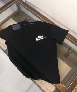 LV 高仿黑色Logo印花T恤 男士潮流休閒短袖上衣