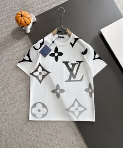 LV 一比一白色短袖T恤 全幅Monogram花紋 經典大Logo款式