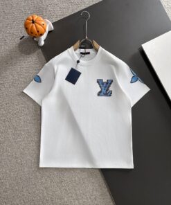 LV 高仿白色短袖T恤 藍色像素LV標刺繡 袖部經典花卉圖案款