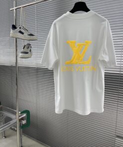 LV一比一短袖上衣 黃色壓紋LOGO白T 百搭亮眼設計