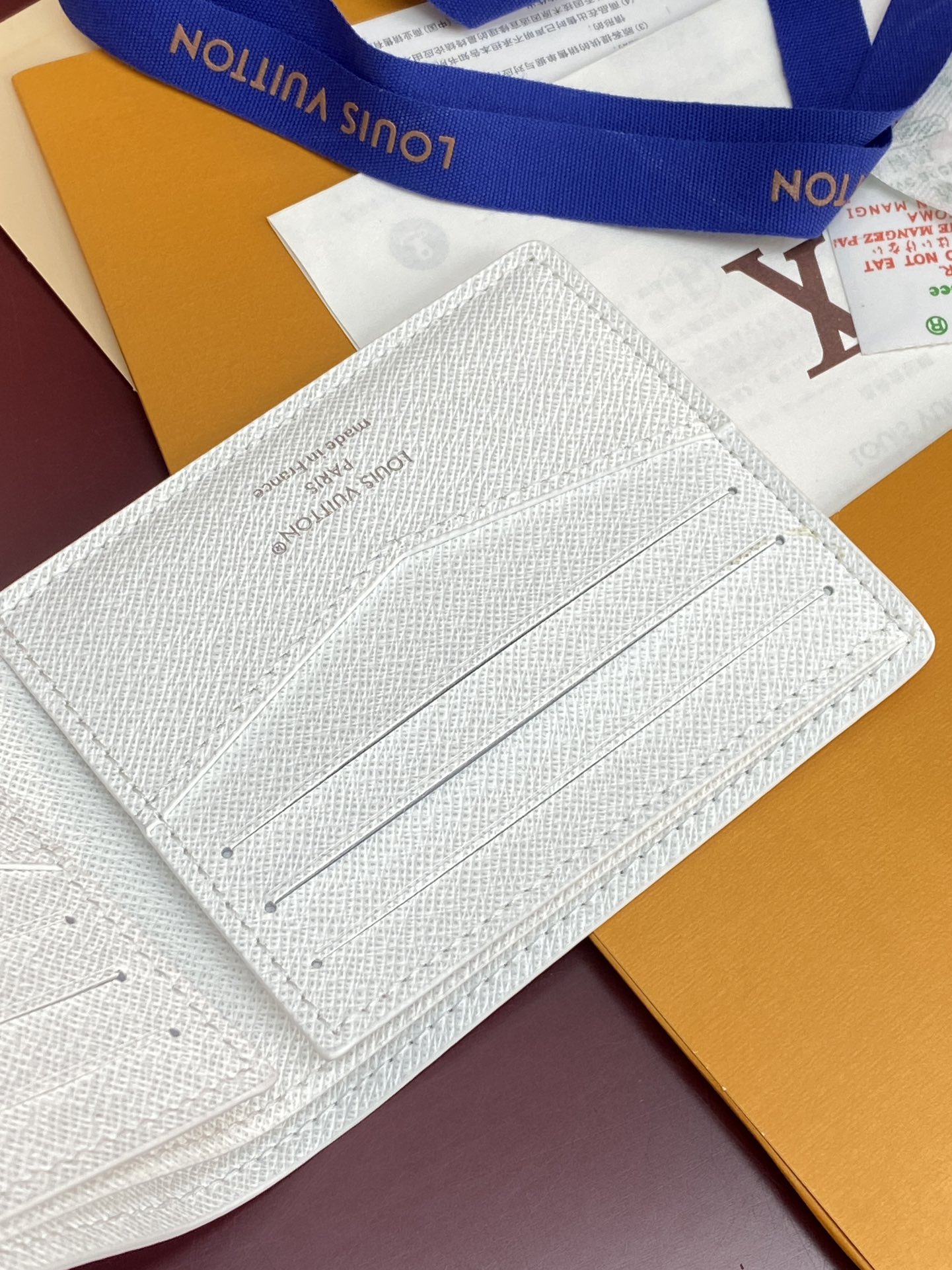 LV 一比一滑雪圖案短夾 白色冬日Monogram印花人氣款｜歐美奢侈品精品推薦
