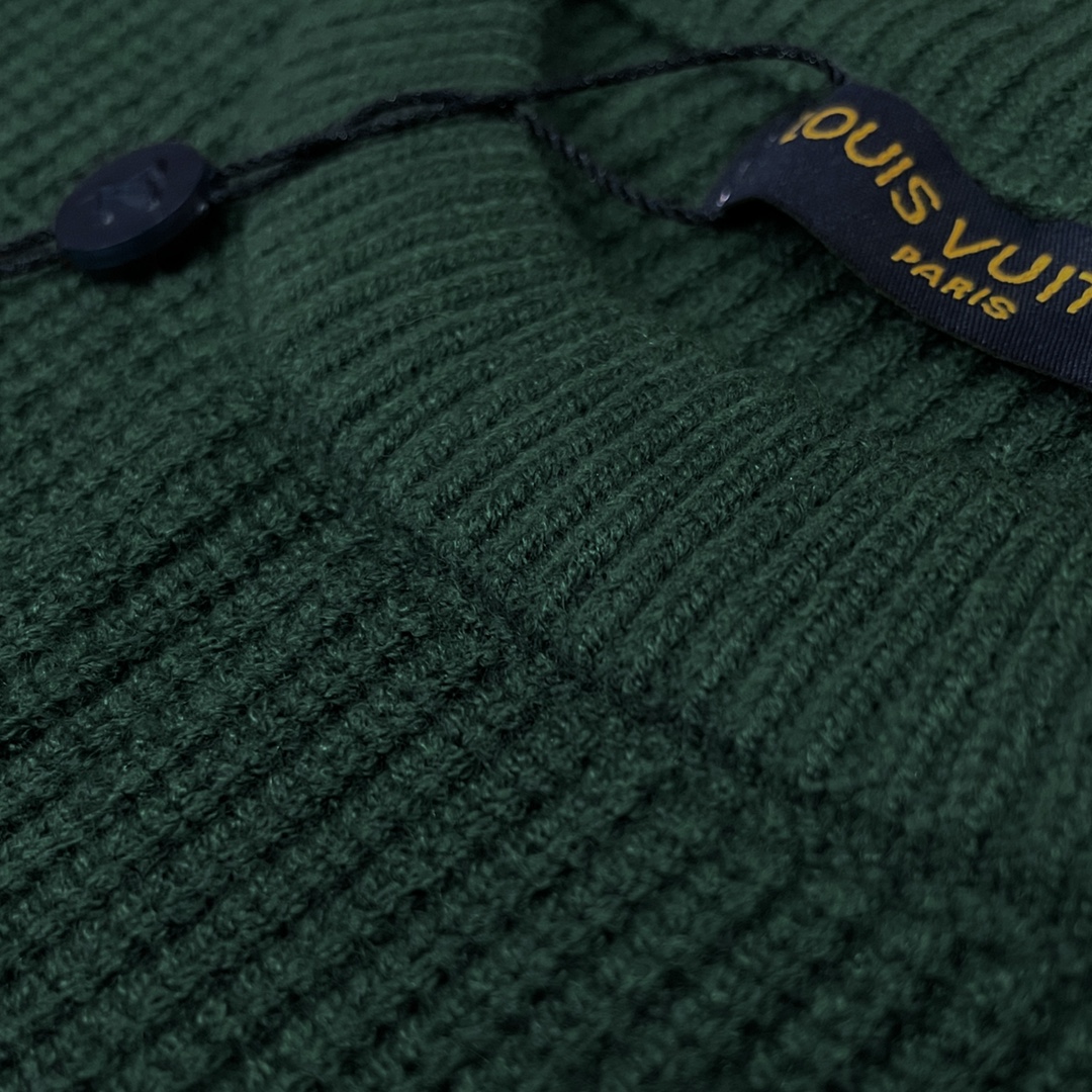 LV 原單彩條毛衣 綠黃紅三色拼接款 簡約撞色風格版型舒適｜歐美奢侈品精品推薦