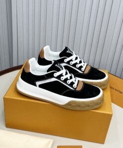 LV 高仿黑白撞色休閒鞋 厚底設計低調時尚款 經典LOGO點綴