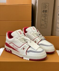 LV A貨紅白撞色運動鞋 活力設計吸睛日常穿搭推薦