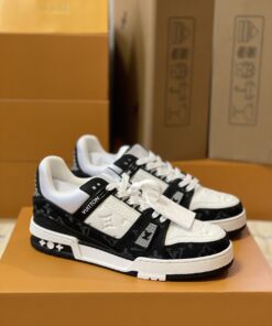 LV A貨黑白拼接運動鞋 經典壓紋設計潮流配色質感上腳