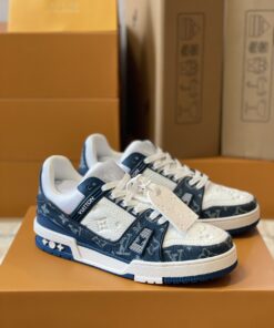 LV 原單藍白拼接運動鞋 Monogram布面 精緻壓紋細節同步原版