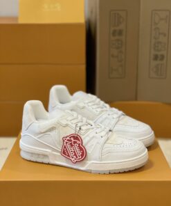 LV A貨全白運動鞋 清新壓紋老花設計百搭款 街頭簡約風