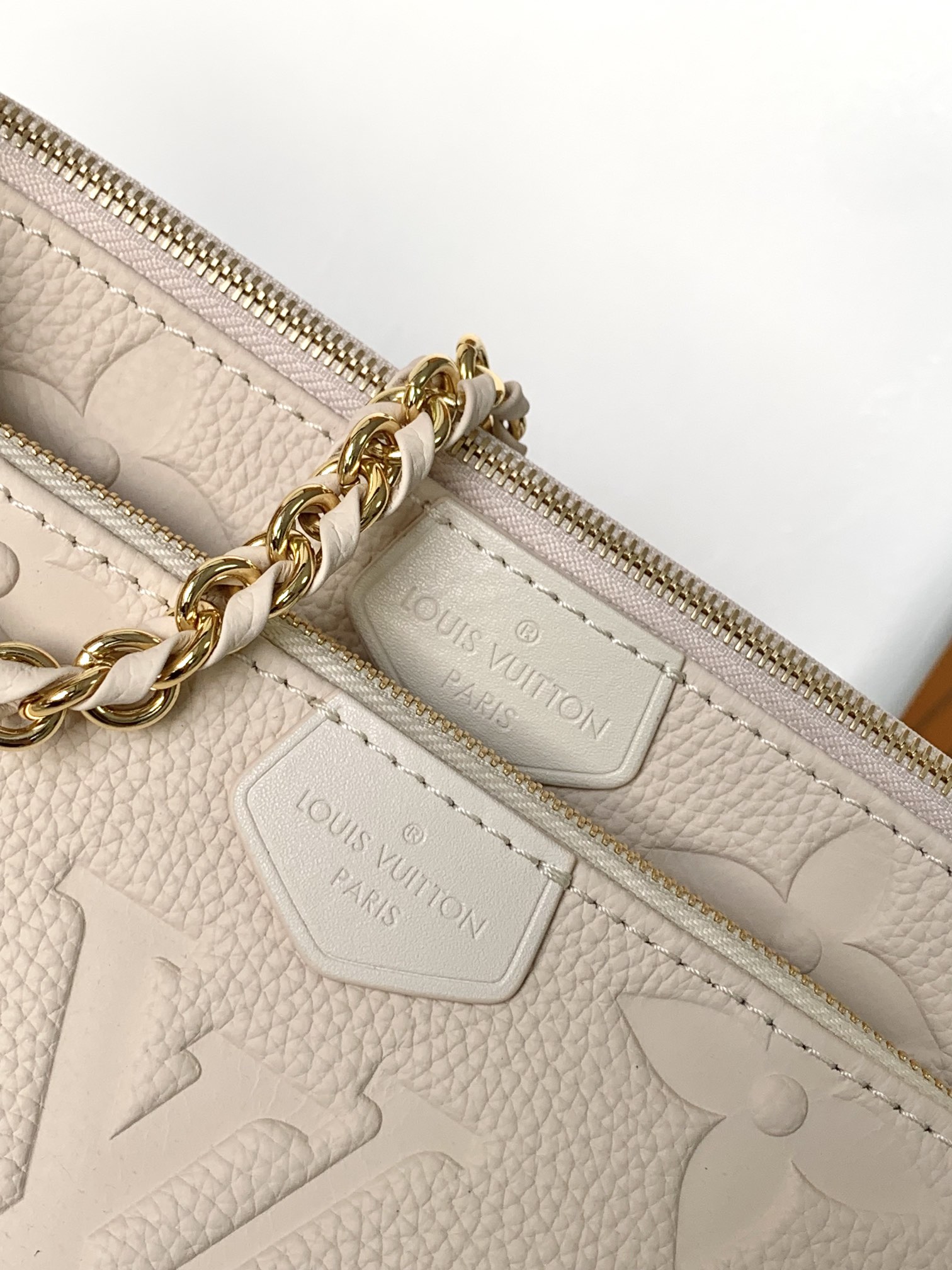 LV 精品仿製 Alma BB 經典 Monogram 圓弧手袋 小巧優雅｜歐美奢侈品精品推薦