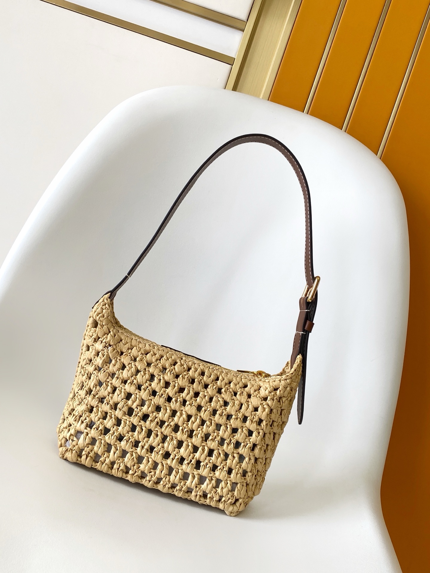 LV 精品仿製草編腋下包 夏日編織單肩手袋｜歐美奢侈品精品推薦