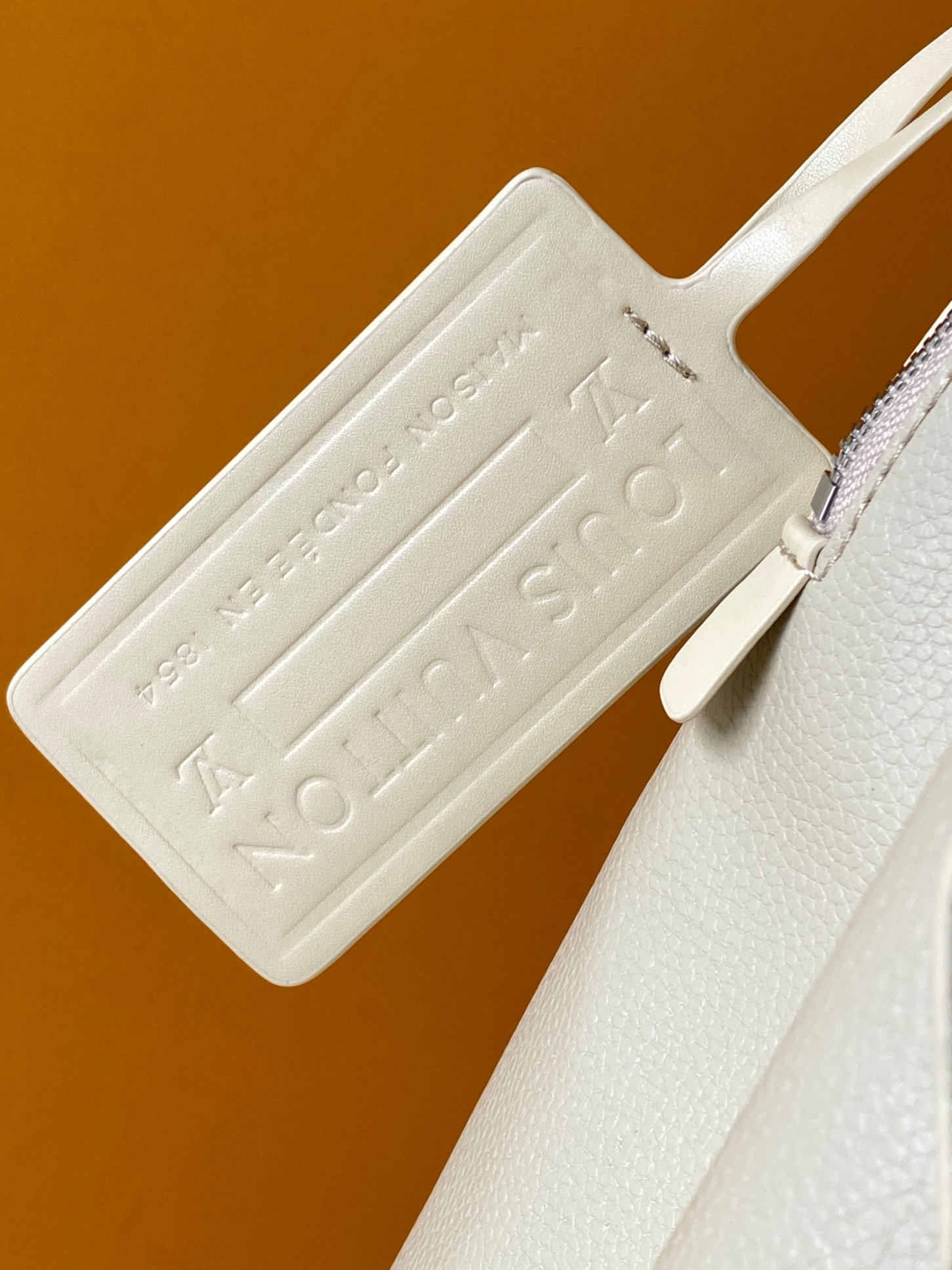 LV 高仿米白色雙肩包 百搭簡約款式日常必備｜歐美奢侈品精品推薦