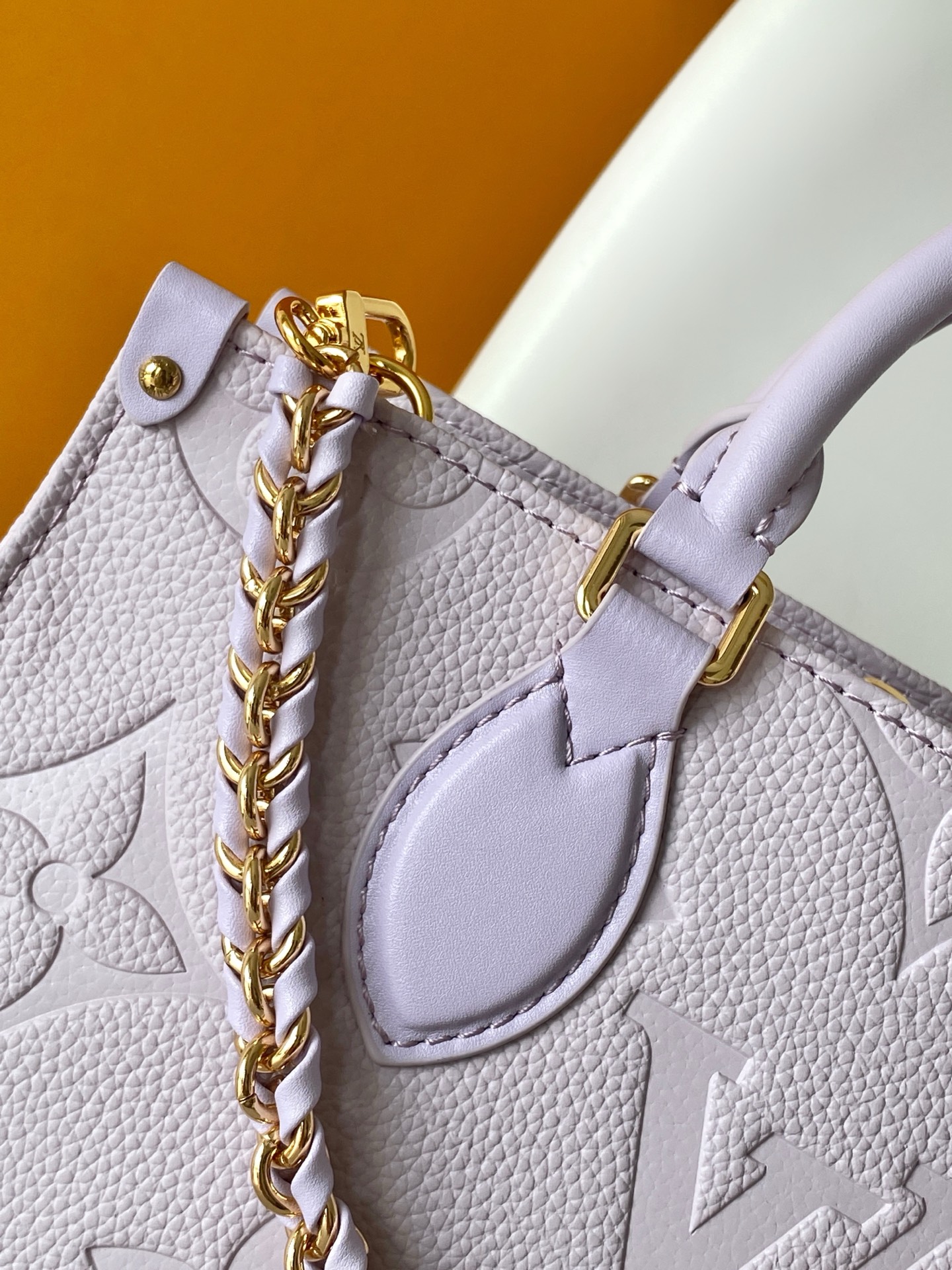 LV 一比一 紫色迷你手提鏈條包 精緻小巧百搭設計|超A仿原單精品圖片 11 LV 一比一 紫色迷你手提鏈條包 精緻小巧百搭設計|歐美奢侈品精品推薦