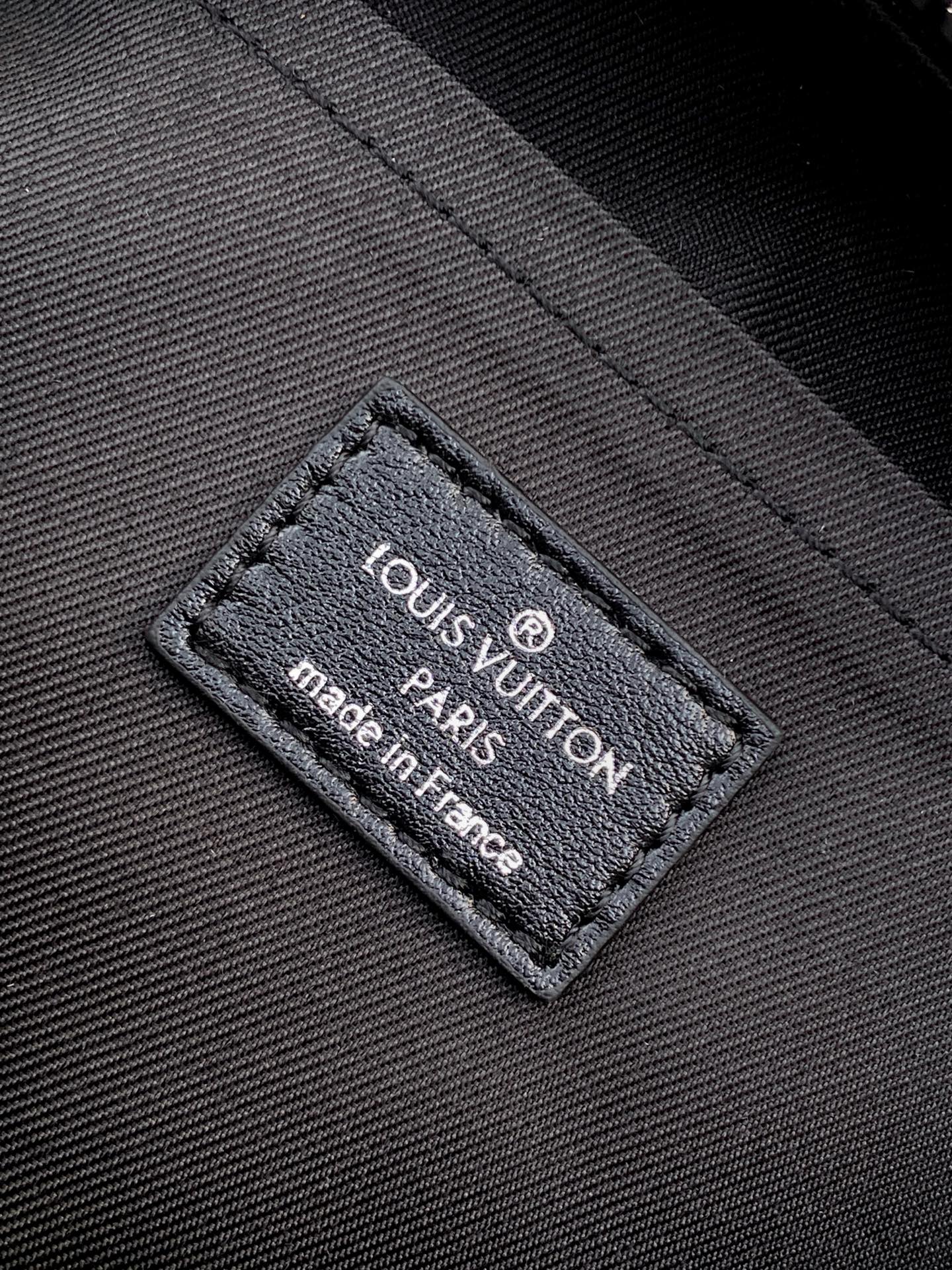 LV 高仿 黑色手提相機包 時尚百搭實用設計款｜歐美奢侈品精品推薦