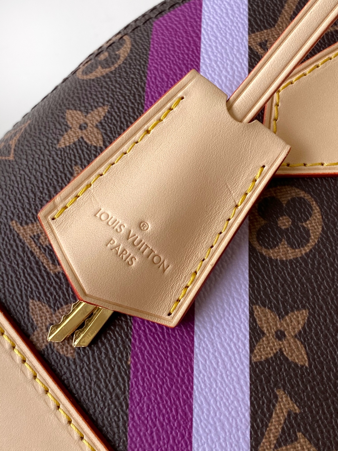 LV 一比一 Alma BB Monogram 拼貼徽章拼色手提包|超A仿原單精品圖片 11 LV 一比一 Alma BB Monogram 拼貼徽章拼色手提包|歐美奢侈品精品推薦