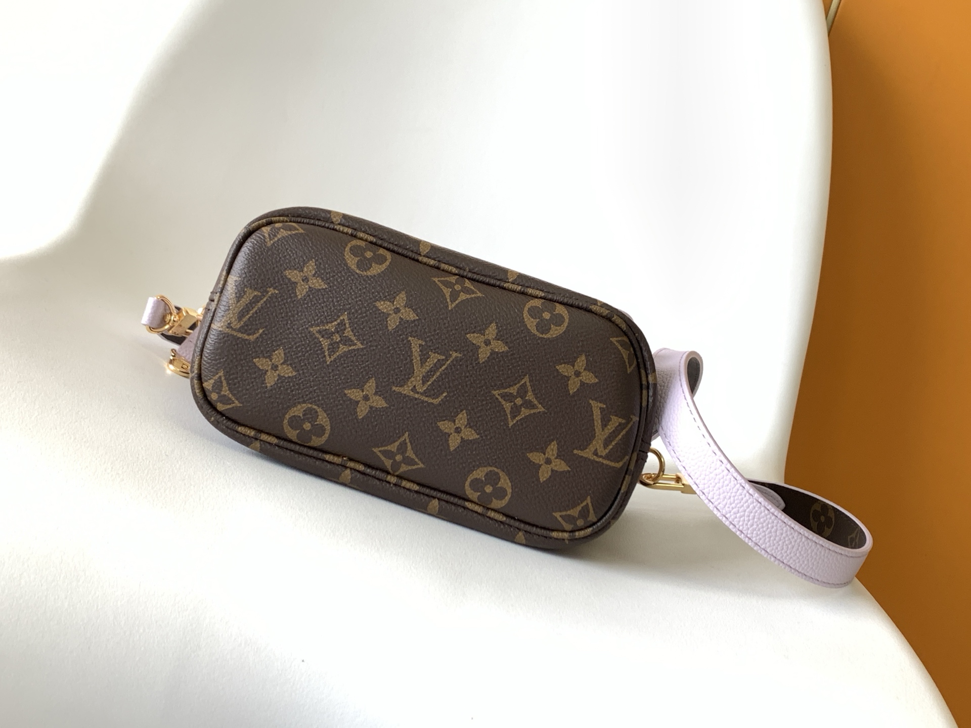 LV 一比一 Onthego Mini 手提包 Monogram 拼淡紫配色|超A仿原單精品圖片 12 LV 一比一 Onthego Mini 手提包 Monogram 拼淡紫配色|歐美奢侈品精品推薦