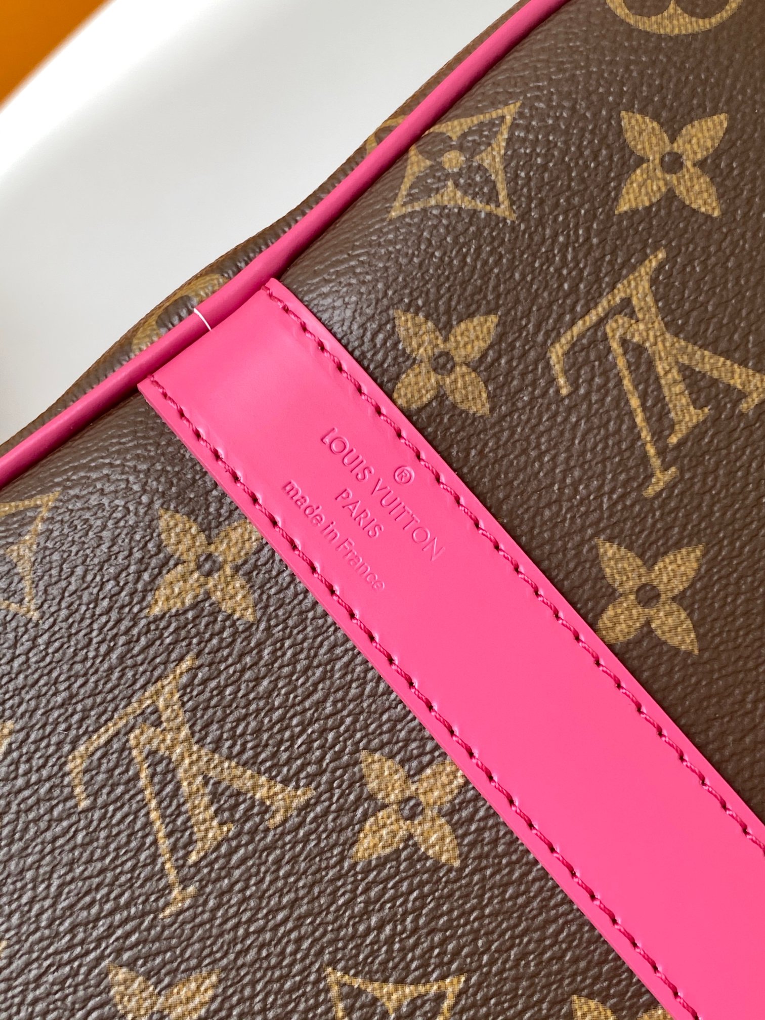 LV高仿Keepall粉色肩背旅行袋 老花帆布撞色設計附掛牌大容量|超A仿原單精品圖片 8 LV高仿Keepall粉色肩背旅行袋 老花帆布撞色設計附掛牌大容量|歐美奢侈品精品推薦