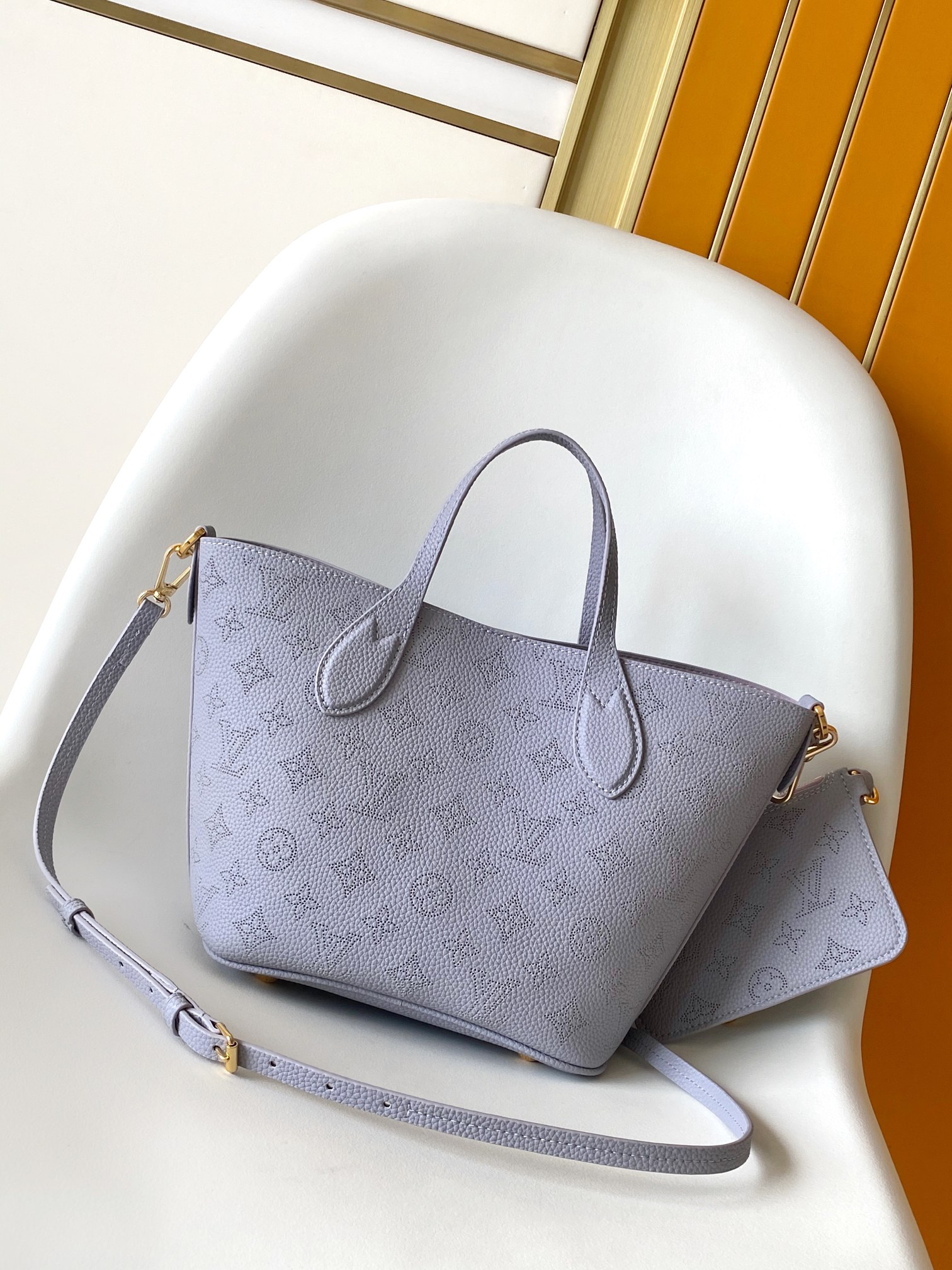 LV高仿淺紫Monogram托特包 Empreinte立體壓紋附小包吊飾｜歐美奢侈品精品推薦