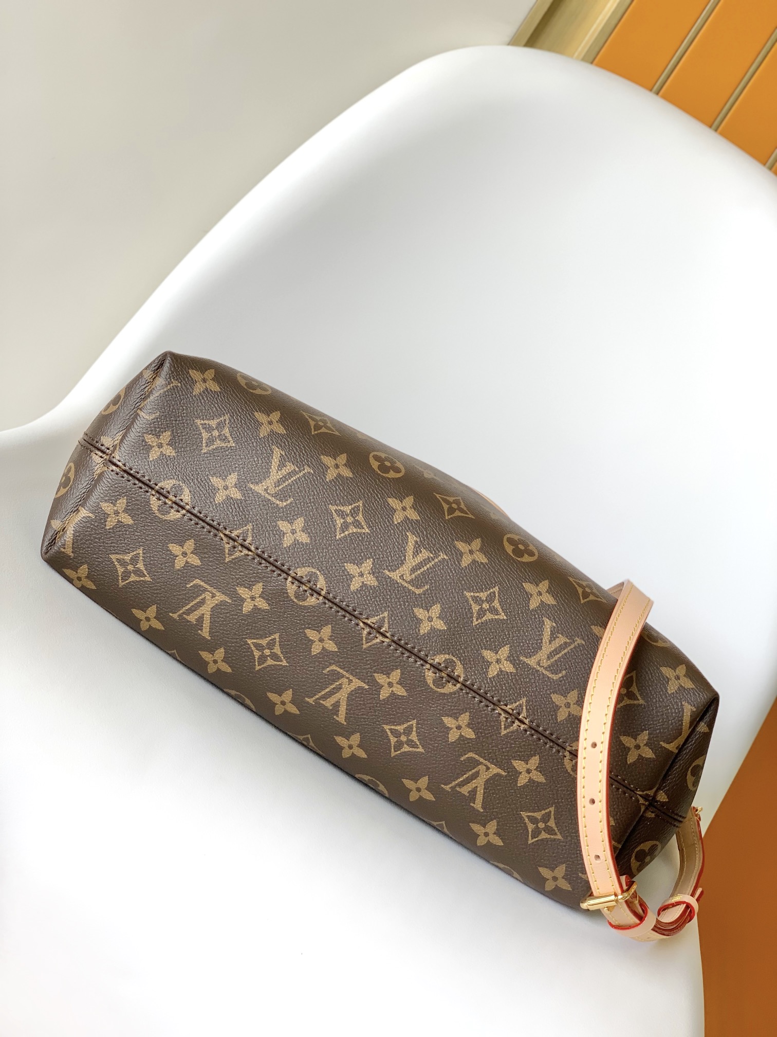 LV高仿女士大號鎖頭手提包Monogram經典百搭款｜歐美奢侈品精品推薦
