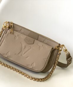 LV高仿女士鏈條肩背包溫柔奶茶色法式優雅款