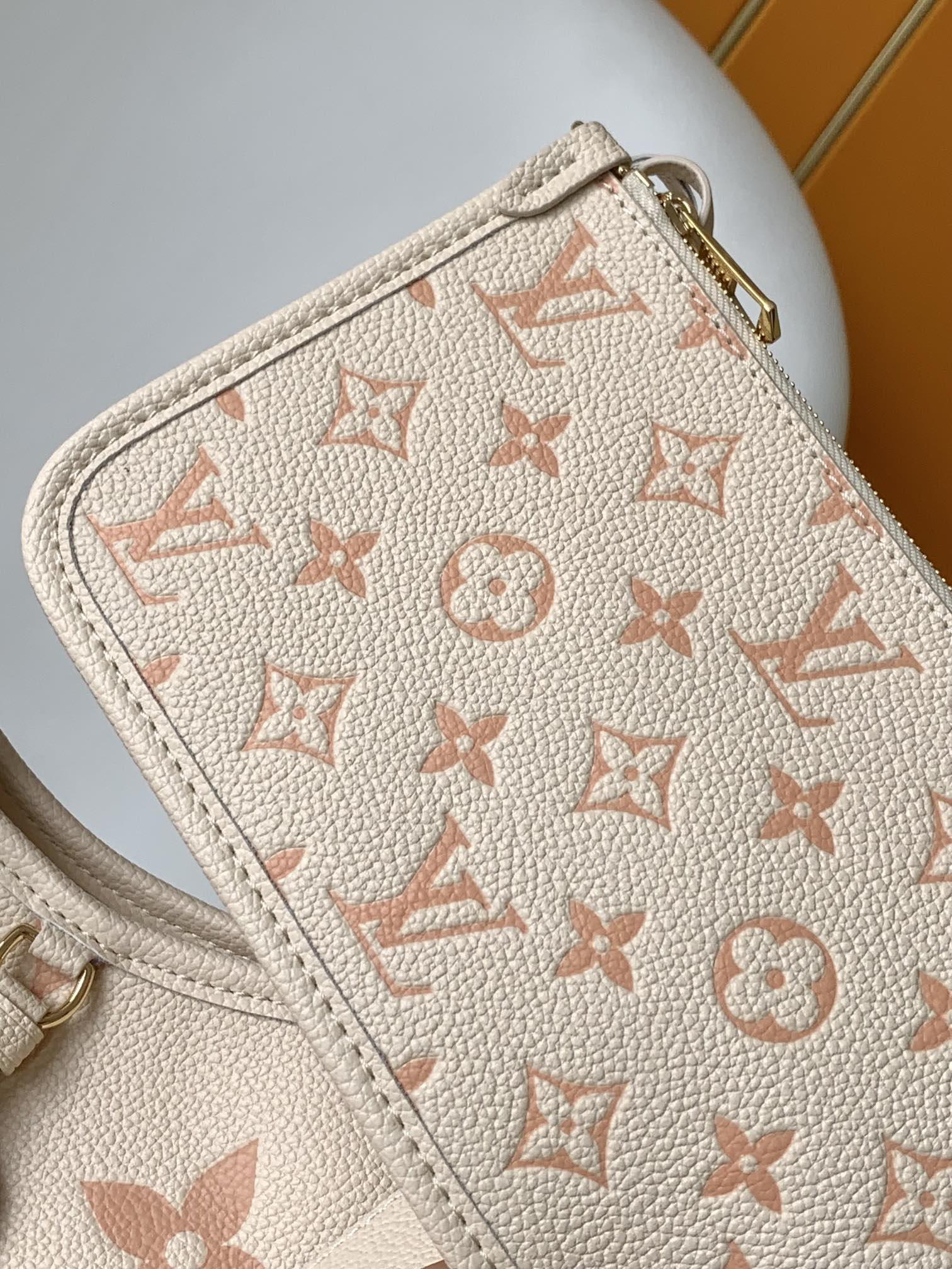 LV高仿女士單肩包粉花紋米色Monogram優雅款｜歐美奢侈品精品推薦