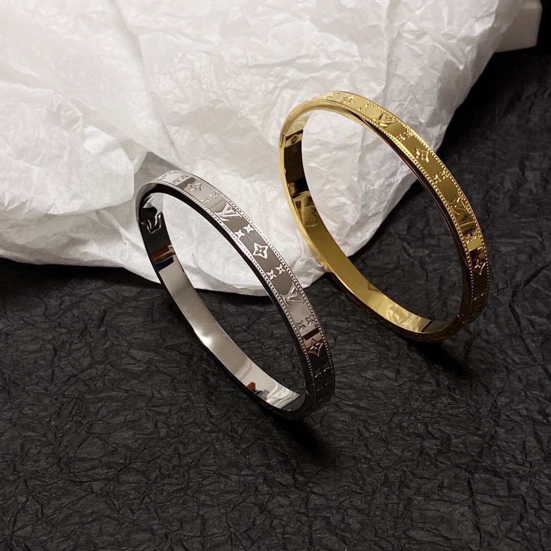 LV高仿男女款手鐲雙色金屬Monogram刻紋經典款｜歐美奢侈品精品推薦