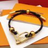 LV高仿女士手鍊皮革心形吊飾金色點綴時尚款｜歐美奢侈品精品推薦