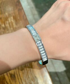 LV高仿女士銀色滿鑽方牌手環低調奢華時尚百搭款