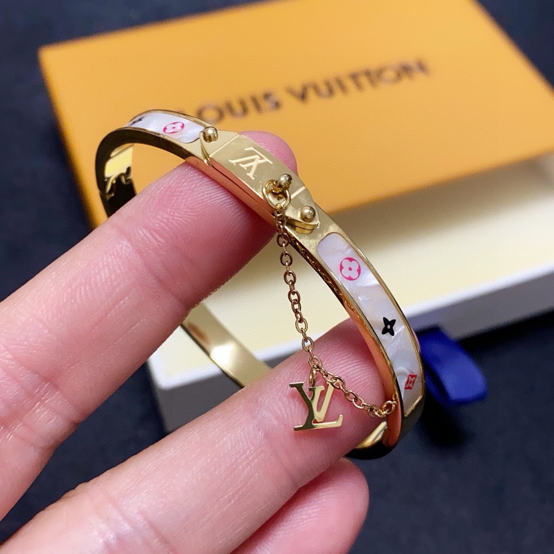 LV原單女士彩色Monogram鑲貝母手環清新百搭款｜歐美奢侈品精品推薦