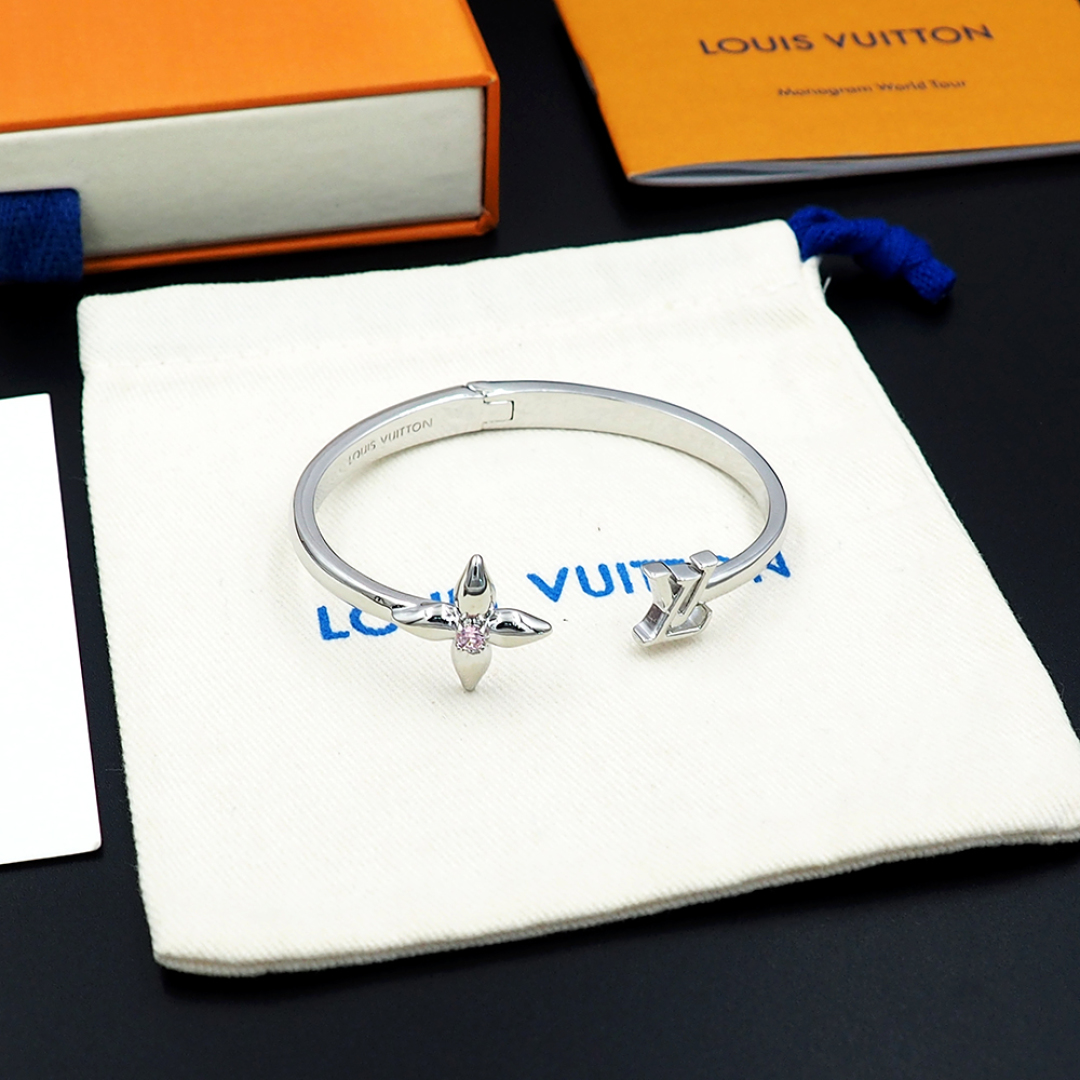 LV一比一銀色開口手環經典花形鑽飾優雅款｜歐美奢侈品精品推薦