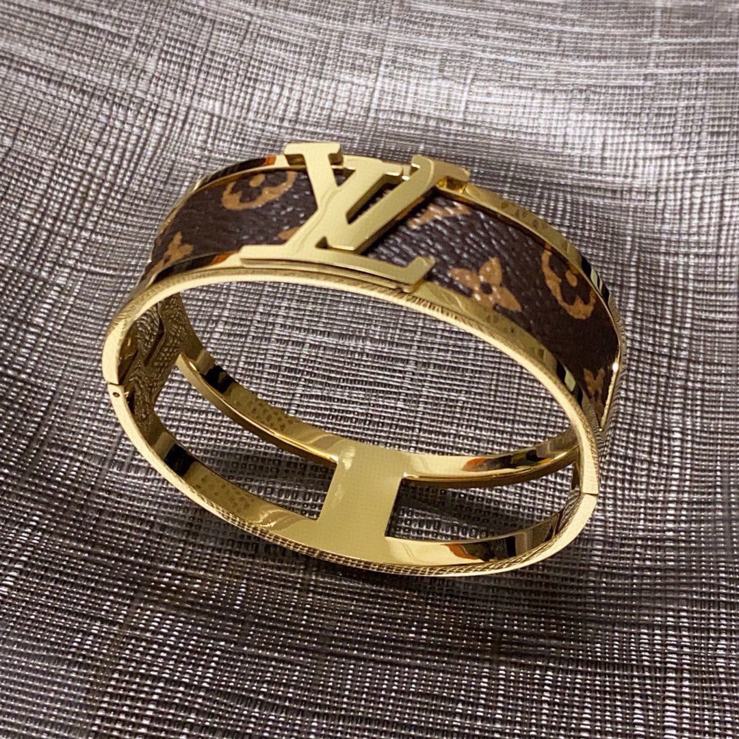 LV原單Monogram皮革金色手環品牌字母經典款｜歐美奢侈品精品推薦