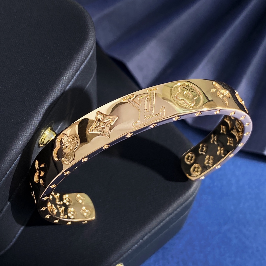 LV高仿Monogram雕刻開口手環三色可選時尚款｜歐美奢侈品精品推薦
