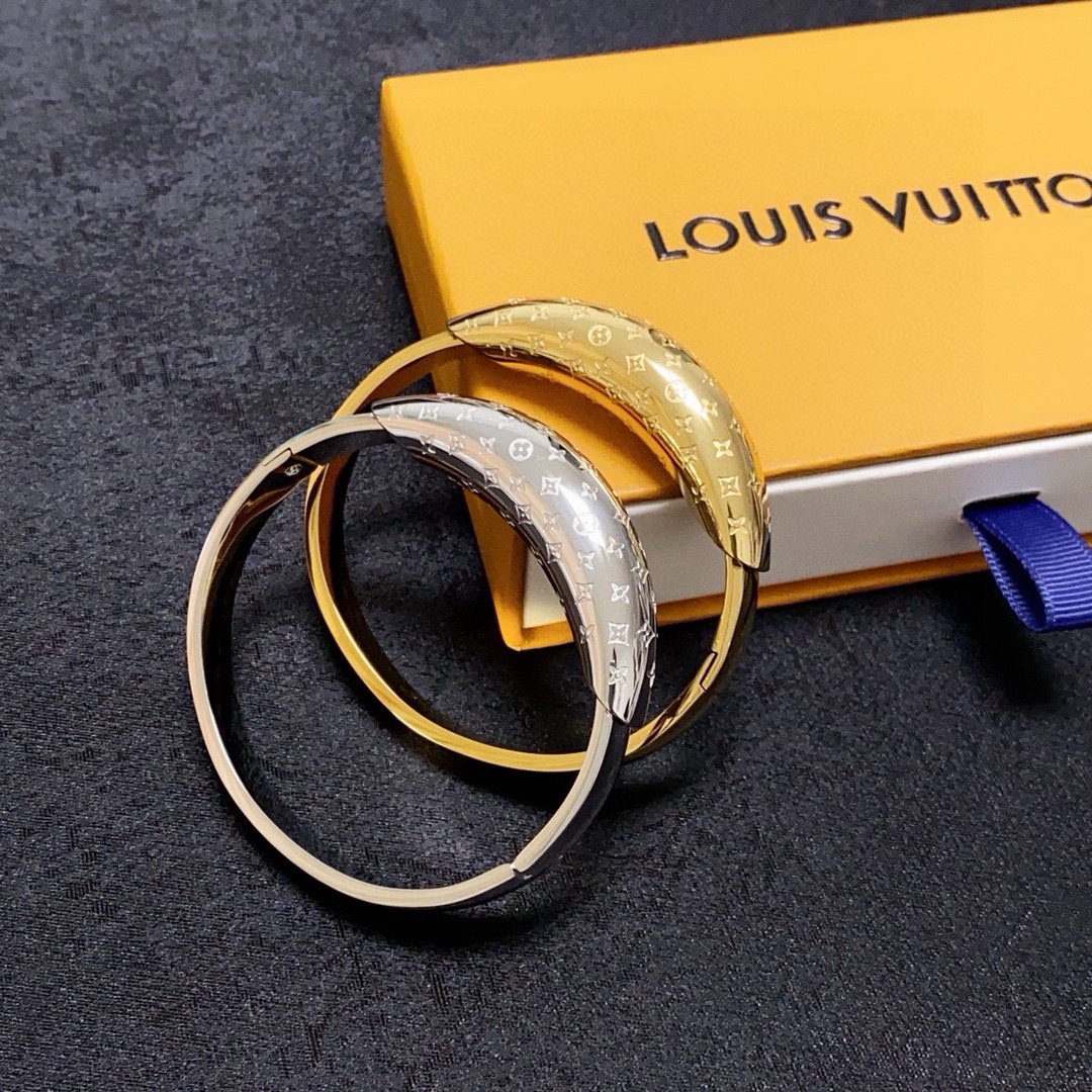 LV精品仿製拱形立體手鐲金銀雙色Monogram雕刻款｜歐美奢侈品精品推薦