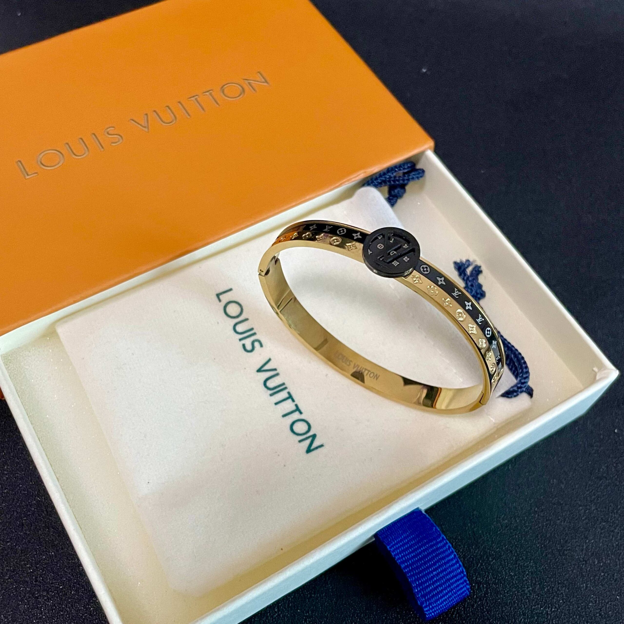 LV一比一仿製黑金Monogram小錶盤造型手鐲｜歐美奢侈品精品推薦