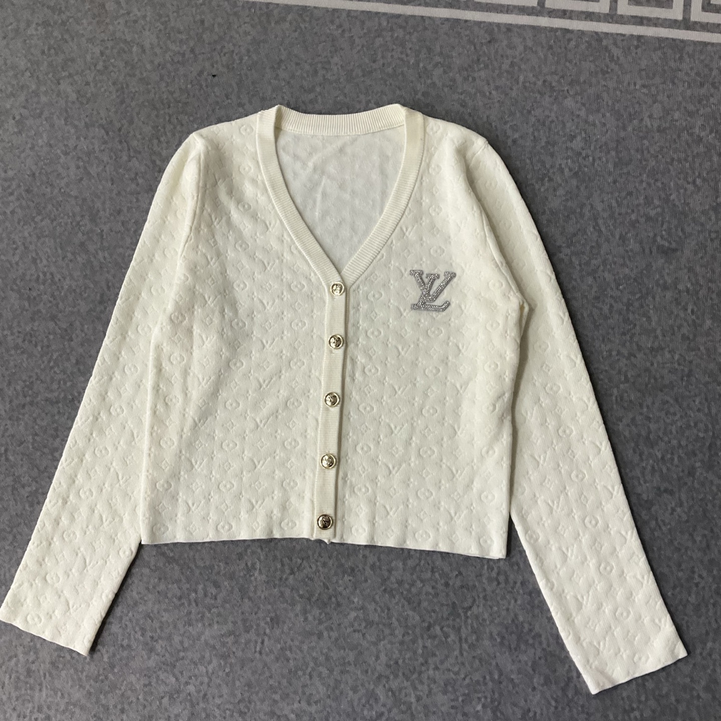 LV 高仿 女士針織開衫外套 經典字母刺繡 簡約百搭｜歐美奢侈品精品推薦