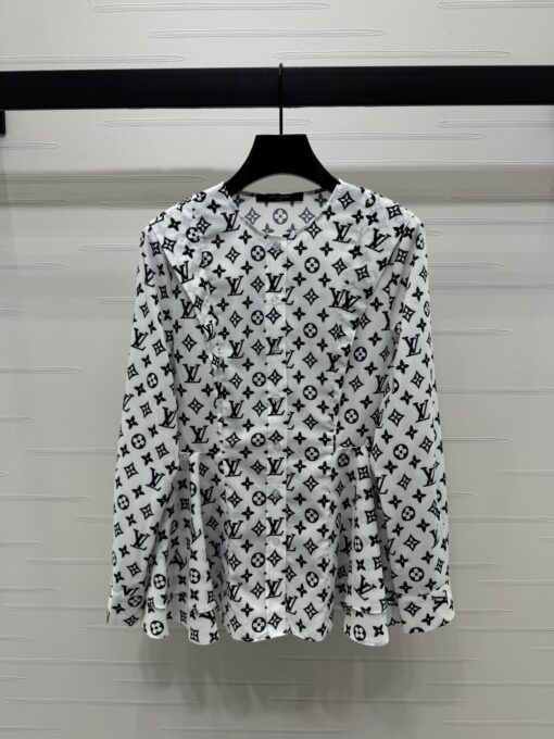LV精品仿製滿版Monogram襯衫白底黑紋設計感輕薄舒適百搭單品