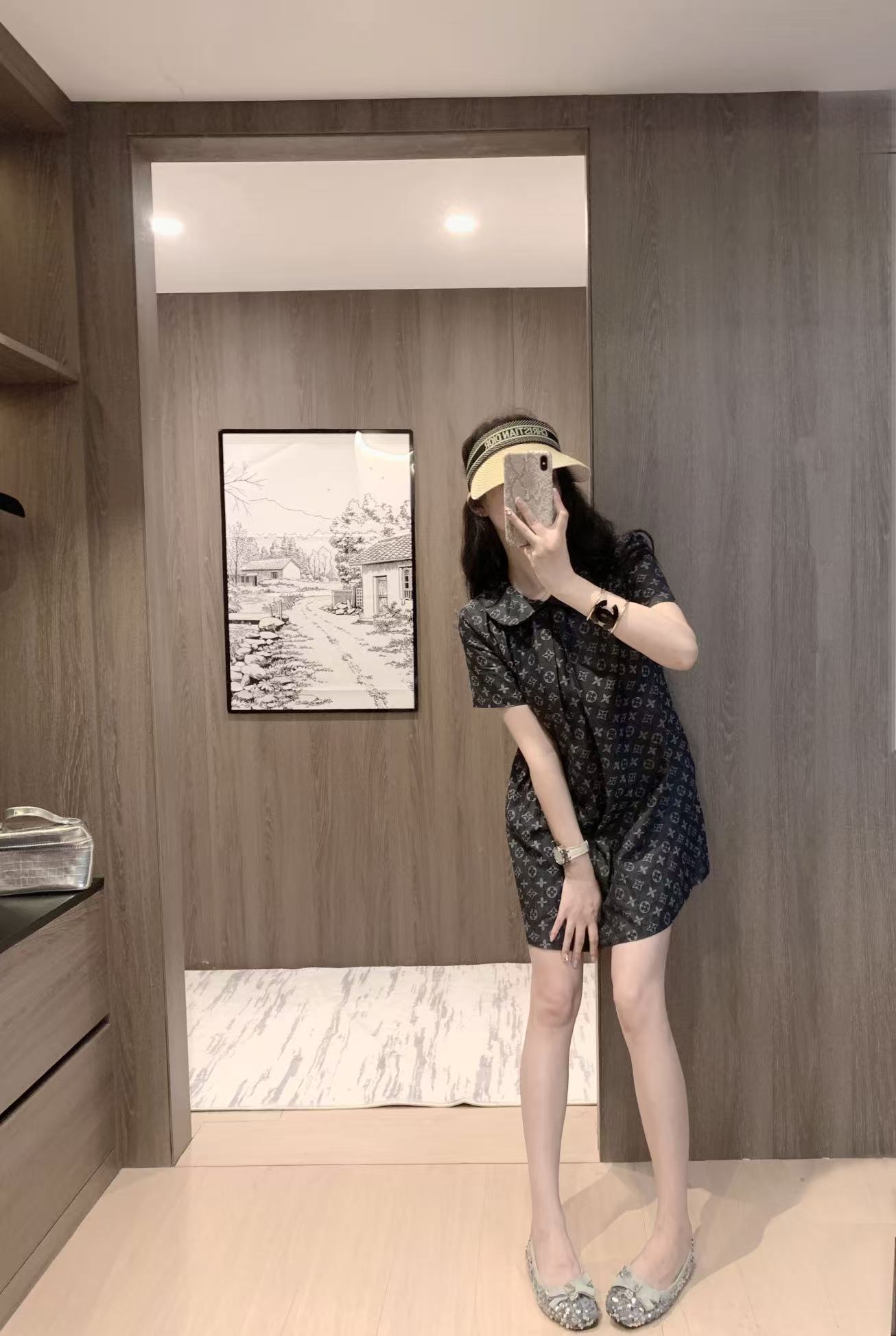 LV 一比一連衣裙 黑色短袖娃娃領印花洋裝｜歐美奢侈品精品推薦