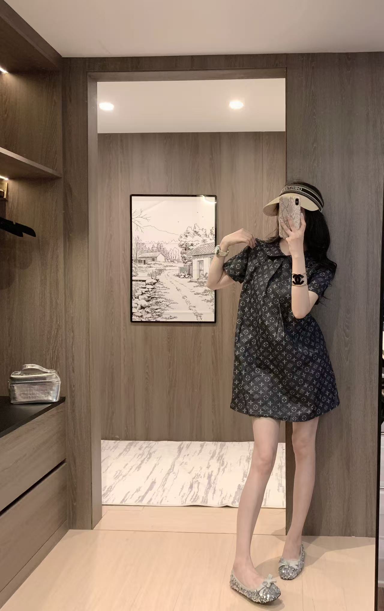 LV 一比一連衣裙 黑色短袖娃娃領印花洋裝｜歐美奢侈品精品推薦