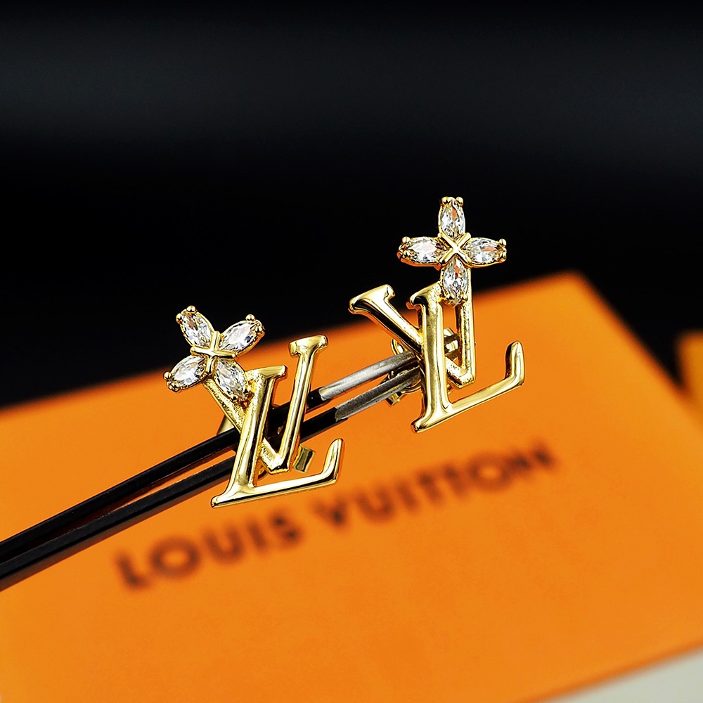 LV Logo鑲鑽花朵耳釘 銀色金色時尚百搭款｜歐美奢侈品精品推薦