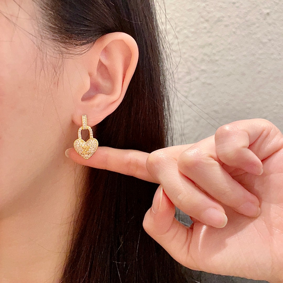 LVA貨女士耳環愛心鎖造型滿鑽設計奢華款｜歐美奢侈品精品推薦