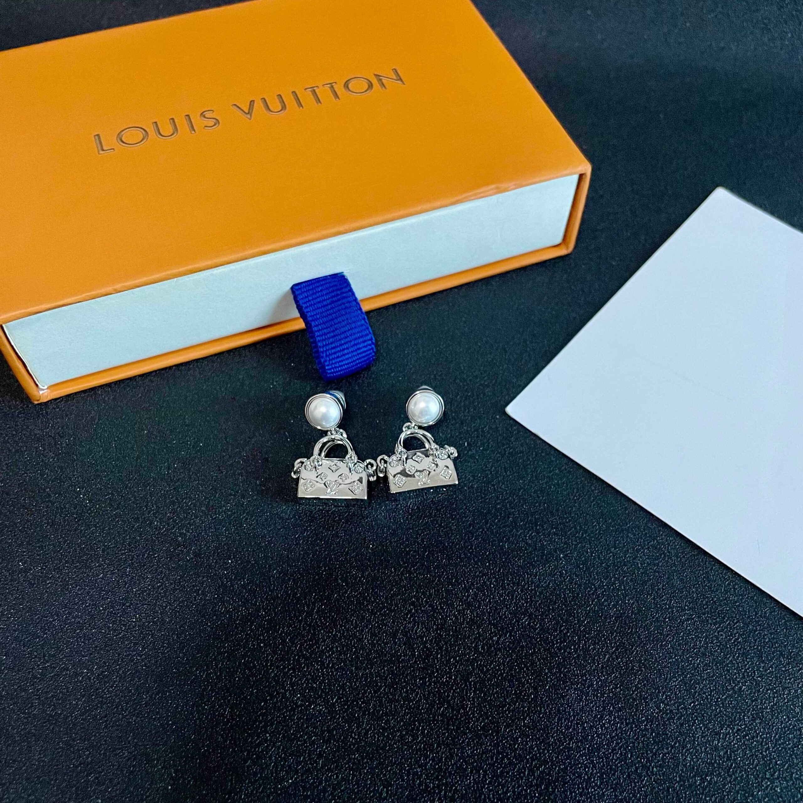 LV高仿女士耳環珍珠手提包造型精緻百搭款｜歐美奢侈品精品推薦